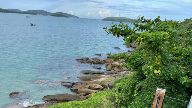 Báo quốc tế ca ngợi đảo Phú Quốc là điểm đến mơ ước của nhiều du khách - Ảnh 1.