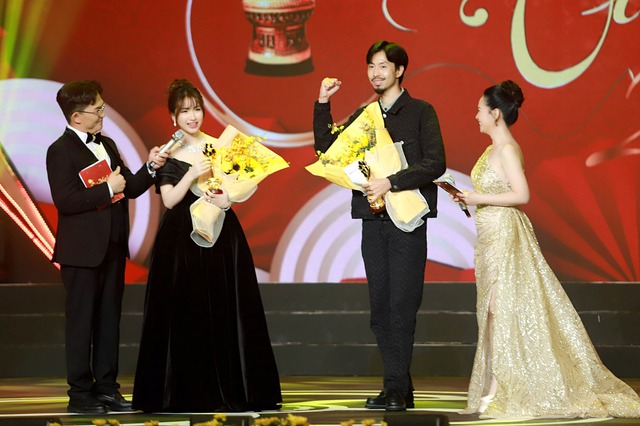 Hòa Minzy lần đầu nhận giải Mai Vàng, phát biểu xúc động khi nhắc đến bé Bo - Ảnh 2.
