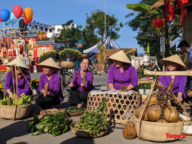 Nhiều hoạt động đặc sắc tại Lễ hội Tết Việt Giáp Thìn 2024 - Ảnh 1.