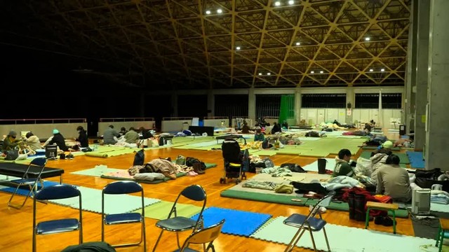 Nhân chứng tại nơi trú ẩn kể lại khoảnh khắc động đất rung chuyển Nhật Bản - Ảnh 3.