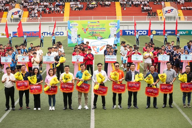 Sôi động lễ khai mạc giải bóng đá Thanh niên Sinh viên Việt Nam lần II - Ảnh 6.