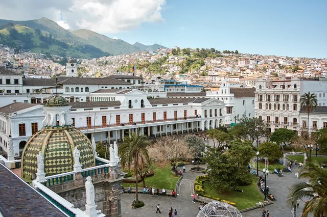 Ecuador tận dụng lợi thế địa hình phát triển du lịch leo núi - Ảnh 2.