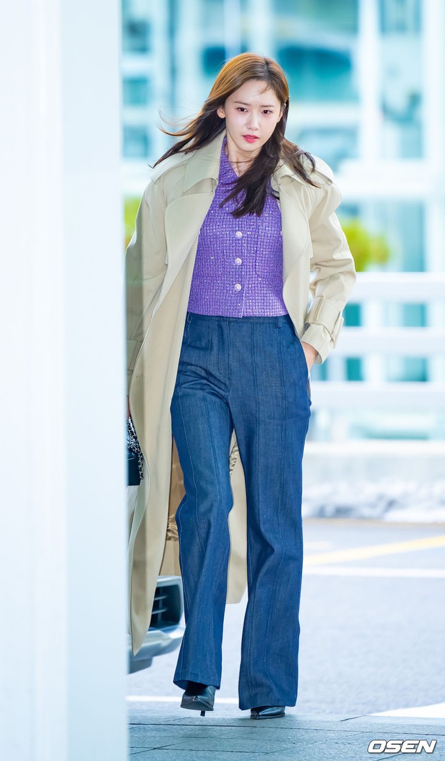 Phong cách của Yoona thăng hạng mạnh mẽ nhờ chăm diện quần ống rộng, đây cũng là món quà lý tưởng tặng nàng - Ảnh 4.
