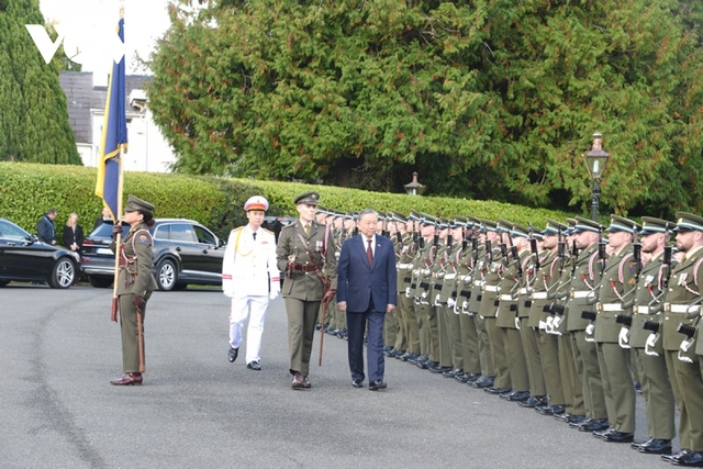 Tổng thống Ireland chủ trì Lễ đón chính thức Tổng Bí thư, Chủ tịch nước Tô Lâm - Ảnh 2.