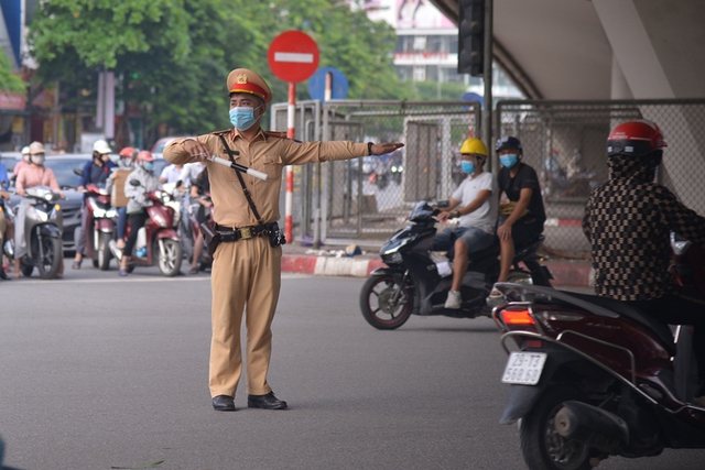 Hà Nội: Tăng cường công tác đảm bảo trật tự, an toàn giao thông - Ảnh 1.