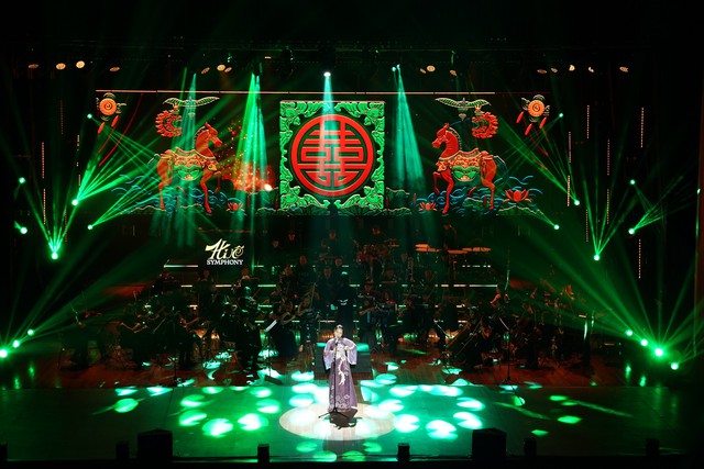 Huế Symphony: Show nghệ thuật đặc sắc, hướng tới sản phẩm du lịch mới của Huế - Ảnh 1.