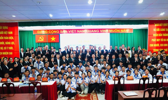 Trường Đại học Thể dục Thể thao TP.HCM hoàn thành đợt Khảo sát chính thức đánh giá ngoài 02 chương trình đào tạo - Ảnh 6.