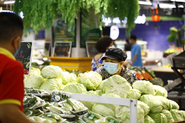 Hà Nội: Nhiều sự kiện hấp dẫn, kích cầu thị trường vào &quot;mùa vàng&quot; mua sắm - Ảnh 2.