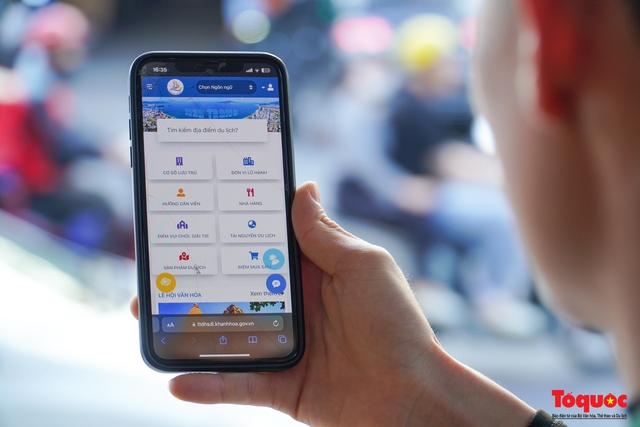 Khánh Hòa ra mắt Trung tâm điều hành thông tin hỗ trợ khách du lịch - Ảnh 2.