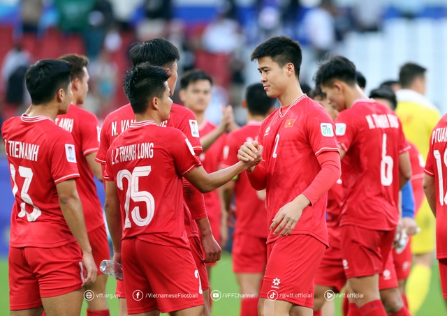 Danh sách Đội tuyển Việt Nam tham dự AFF Cup: Vắng Quế Ngọc Hải, Đỗ Hùng Dũng - Ảnh 1.