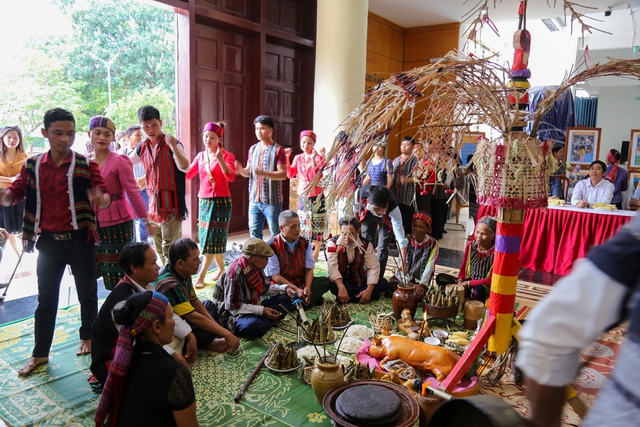 Xây dựng làng du lịch miền núi: Bổ trợ cho tuyến du lịch sinh thái khu vực phía Tây Quảng Bình - Ảnh 2.