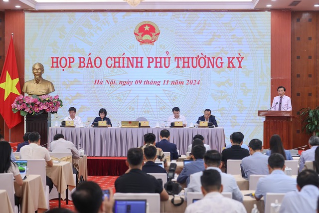 Du lịch phục hồi mạnh, khách quốc tế tăng 41,3% so với cùng kỳ năm 2023 - Ảnh 2.