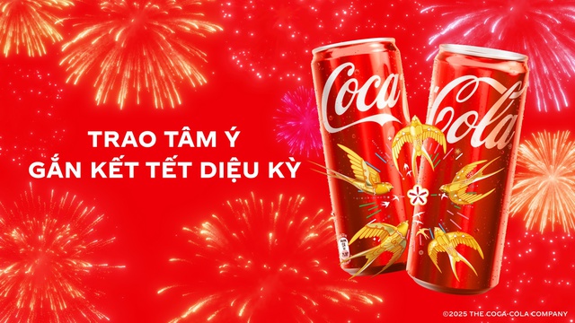 Coca-Cola khởi động chiến dịch Tết 2025: “Trao Tâm Ý, Gắn Kết Tết Diệu Kỳ” - Ảnh 1.