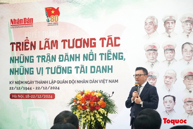 Học sinh Thủ đô hào hứng với triển lãm tương tác &quot;Những trận đánh nổi tiếng, những vị tướng tài danh&quot; - Ảnh 1.