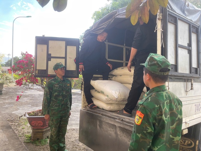 Quảng Trị: Liên tiếp bắt giữ nhiều vụ vận chuyển ma túy, buôn lậu ở vùng biên - Ảnh 1.