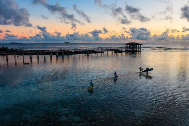 &quot;Thiên đường&quot; Siargao hút khách vì du lịch lướt sóng có trách nhiệm - Ảnh 1.