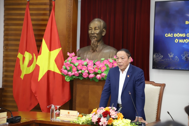 Bộ trưởng Nguyễn Văn Hùng: &quot;Hoạt động văn hóa ở nước ngoài ngày càng có chiều sâu&quot; - Ảnh 1.