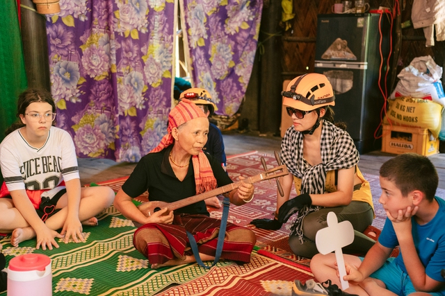 Những giá trị văn hóa tinh thần độc đáo của nhóm người Sách - Ảnh 2. Những giá trị văn hóa tinh thần độc đáo của nhóm người Sách - Ảnh 2.