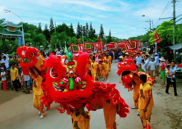 Lễ hội Vía Bà Chúa Xứ núi Sam được ghi danh là Di sản văn hóa phi vật thể đại diện của nhân loại - Ảnh 5.