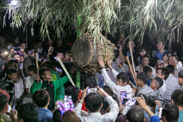 Bảo tồn và phát huy Di sản văn hóa phi vật thể của đồng bào dân tộc thiểu số:Bài 3: Giải pháp bảo tồn và phát huy giá trị của di sản văn hóa  - Ảnh 2.