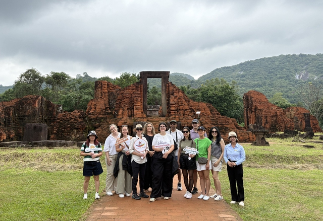 Đoàn famtrip Úc khảo sát du lịch Quảng Nam - Ảnh 1.