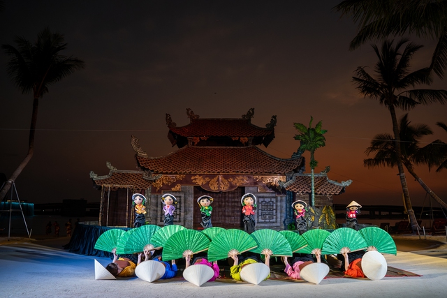 Du khách quốc tế thích thú xem Rối Việt tại Phú Quốc - Ảnh 3.