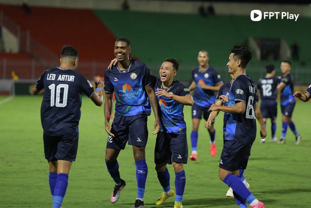 ‘Đại chiến’ vòng 10 V.League 1: Bình Định - Nam Định chờ ngoại binh tỏa sáng - Ảnh 1.