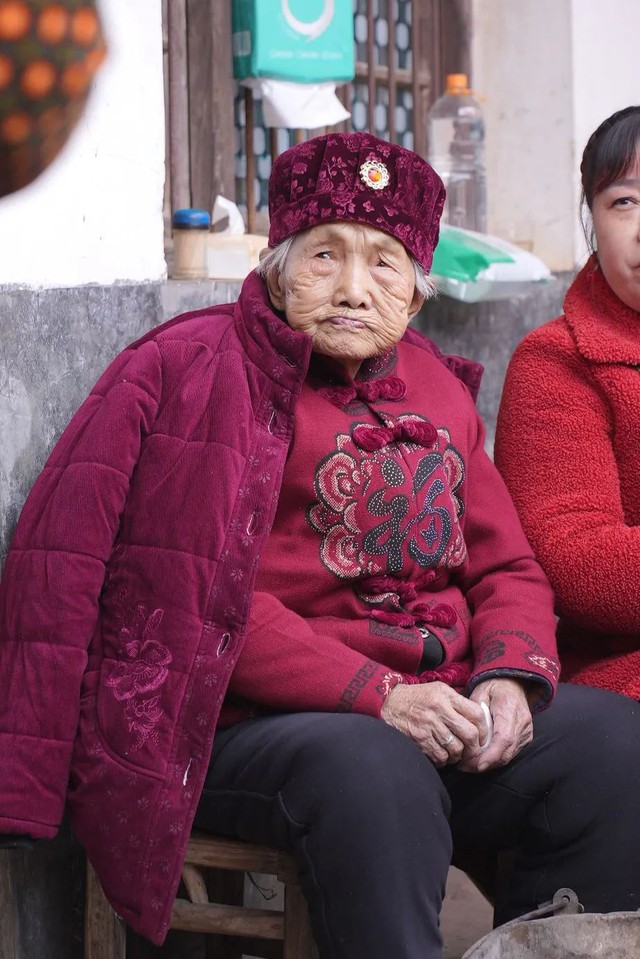 Cụ bà sống thọ 110 tuổi nhờ 2 thói quen đơn giản, không phải tập thể dục - Ảnh 2.