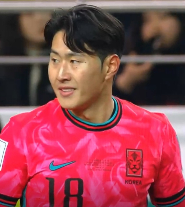 Thái Lan tạo địa chấn khi cầm hòa Hàn Quốc 1-1 ngay trên sân khách, Son Heung-min ghi bàn vẫn phải chia điểm đầy cay đắng - Ảnh 5.