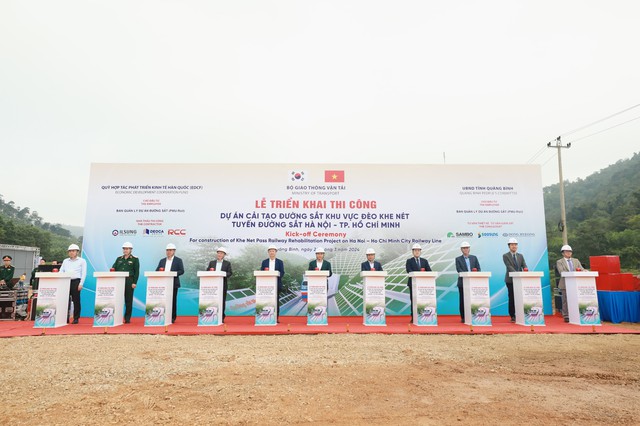 Quảng Bình: Triển khai thi công cải tạo đường sắt khu vực đèo Khe Nét - Ảnh 2.