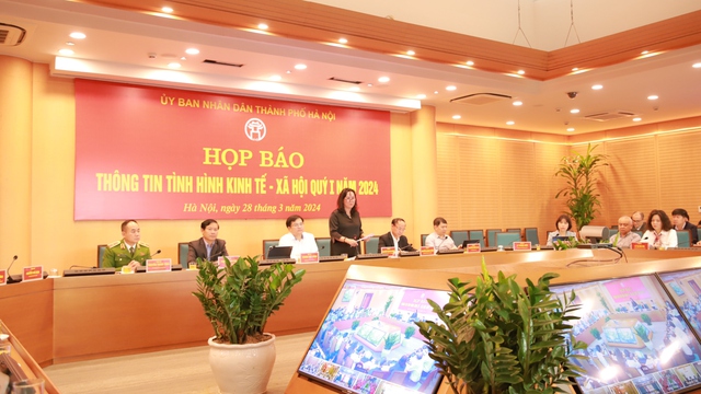 Quý I năm 2024, tổng khách du lịch đến Hà Nội tăng 46,5% so với cùng kỳ năm ngoái - Ảnh 1.