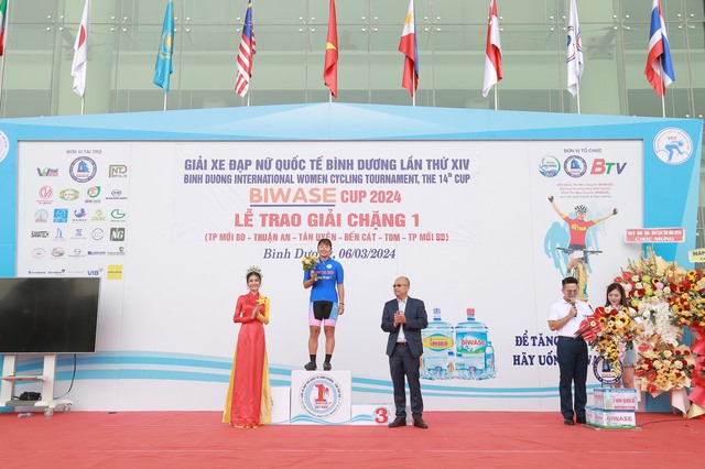 Khai mac Giải Xe đạp nữ Quốc tế Bình Dương lần thứ 14 - Cúp Biwase 2024 - Ảnh 4.