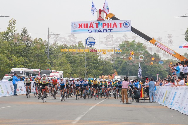 Khai mac Giải Xe đạp nữ Quốc tế Bình Dương lần thứ 14 - Cúp Biwase 2024 - Ảnh 2.