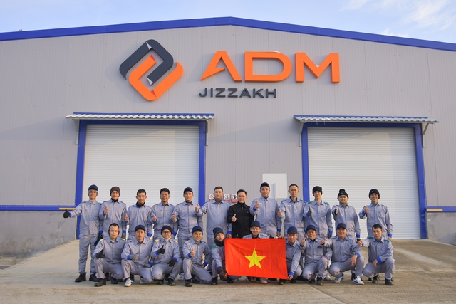 Nhà máy THACO KIA tham gia giám sát sản xuất xe Kia Sonet tại Uzbekistan - Ảnh 1.