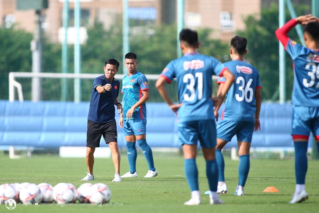 28 cầu thủ được triệu tập chuẩn bị cho VCK U23 châu Á 2024 - Ảnh 1.