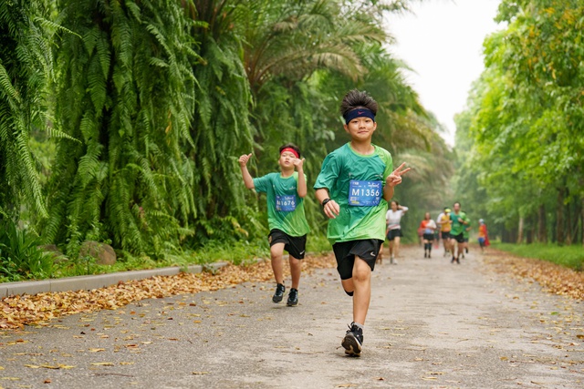 Dàn elite và gần 4000 vận động viên đổ bộ Ecopark Marathon 2024 - Ảnh 5.