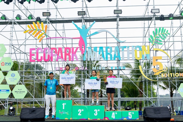Dàn elite và gần 4000 vận động viên đổ bộ Ecopark Marathon 2024 - Ảnh 9.