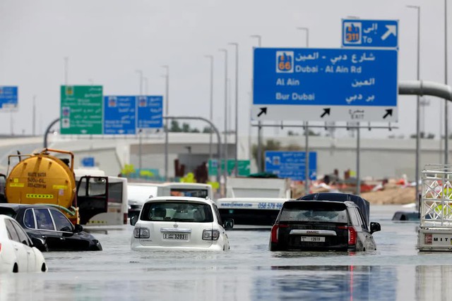 Dubai thiệt hại đáng kể sau trận mưa lớn lịch sử - Ảnh 1.