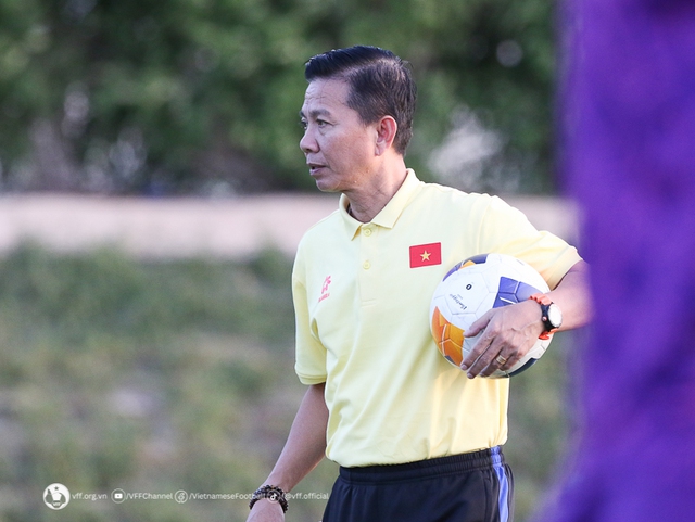 HLV Hoàng Anh Tuấn: &quot;U23 Việt Nam đã sẵn sàng và tập trung cao độ cho trận gặp Iraq&quot; - Ảnh 1.