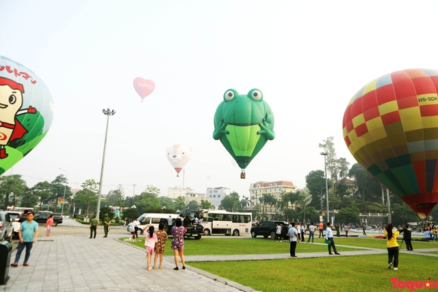 Khai mạc Lễ hội khinh khí cầu quốc tế tại Tuyên Quang - Ảnh 4.