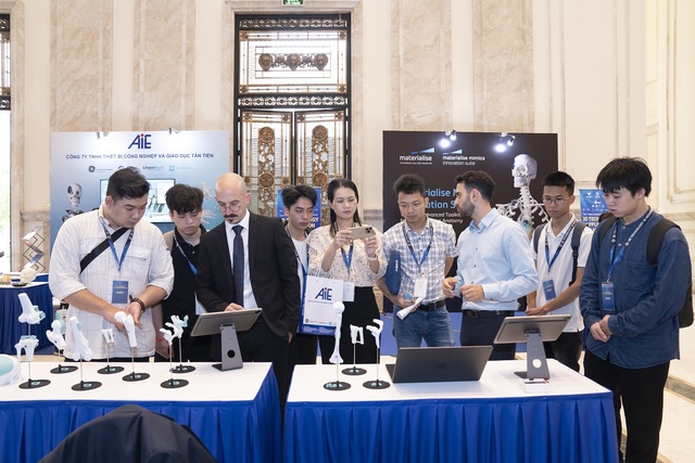 Vinuni và Vinmec tổ chức hội nghị quốc tế ứng dụng công nghệ 3D trong y học - Ảnh 1.