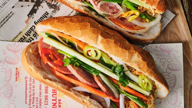 Báo quốc tế ca ngợi chiếc bánh mì 6 USD ngon nhất Việt Nam - Ảnh 1.