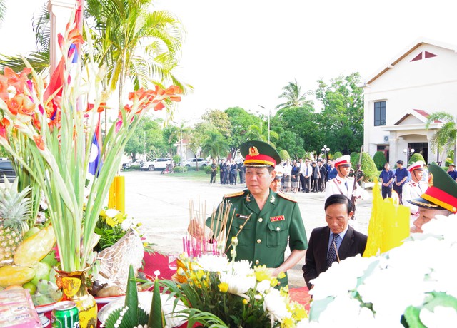 Thừa Thiên Huế đón nhận 12 hài cốt liệt sỹ hy sinh tại Lào về nước - Ảnh 3.