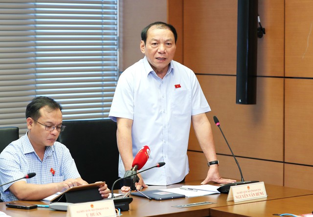 Bộ trưởng Nguyễn Văn Hùng: Bộ VHTTDL luôn bám sát quan điểm xây dựng Luật không chỉ để quản lý nhà nước mà còn kiến tạo cho sự phát triển - Ảnh 1.