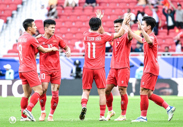 Danh sách Đội tuyển Việt Nam tham dự vòng loại thứ 2 World Cup 2026: Nhiều gương mặt trẻ được triệu tập - Ảnh 1.