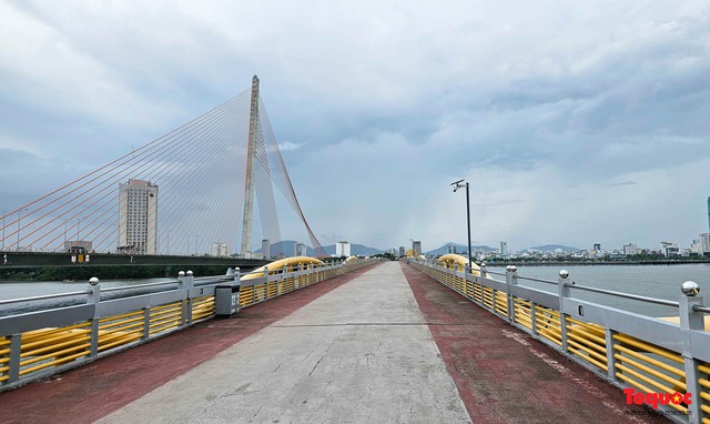 Đà Nẵng: Tổ chức các dịch vụ phục vụ du lịch về đêm trên cầu Nguyễn Văn Trỗi - Ảnh 1.