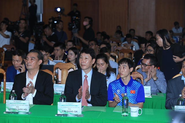Đội tuyển Việt Nam đón tin vui trước thềm vòng loại thứ 2 World Cup 2026 - Ảnh 2.