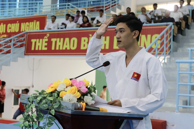 Khai mạc giải vô địch Karate Cụm thi đua số 10 mở rộng năm 2024 - Ảnh 3.