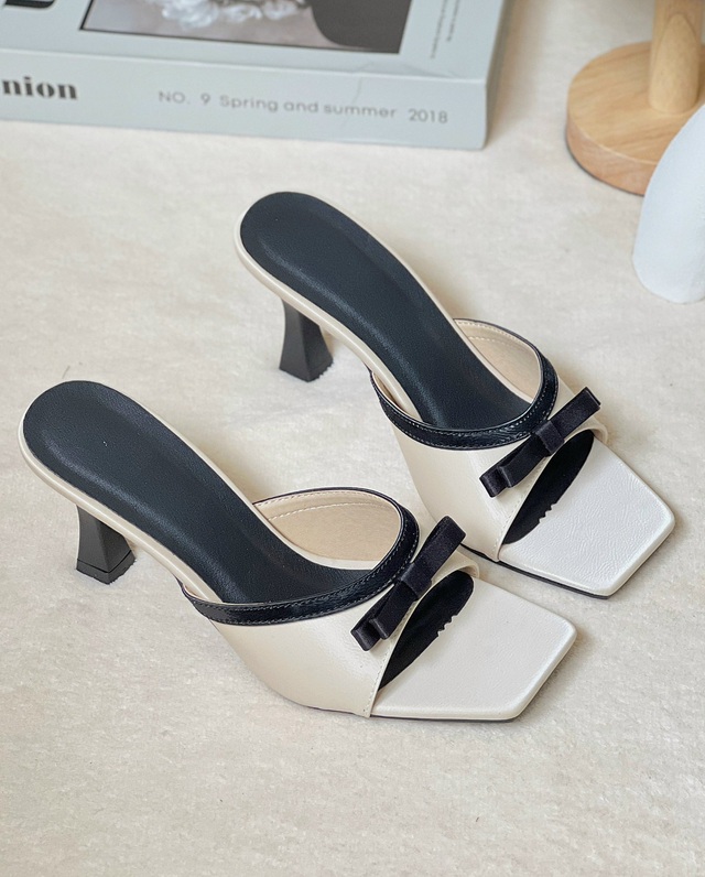 Mỹ nhân Việt thường phối sandal với 4 kiểu trang phục để càng thêm trẻ trung, tôn dáng - Ảnh 9.