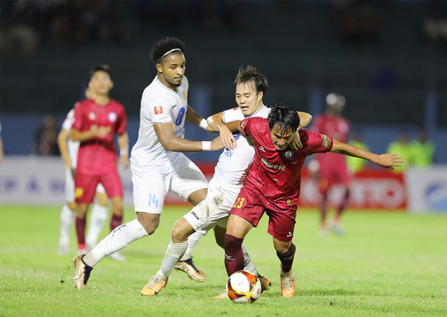 Vòng 25 V-League 2023/24: Khó cản bước Nam Định vô địch sớm - Ảnh 1.